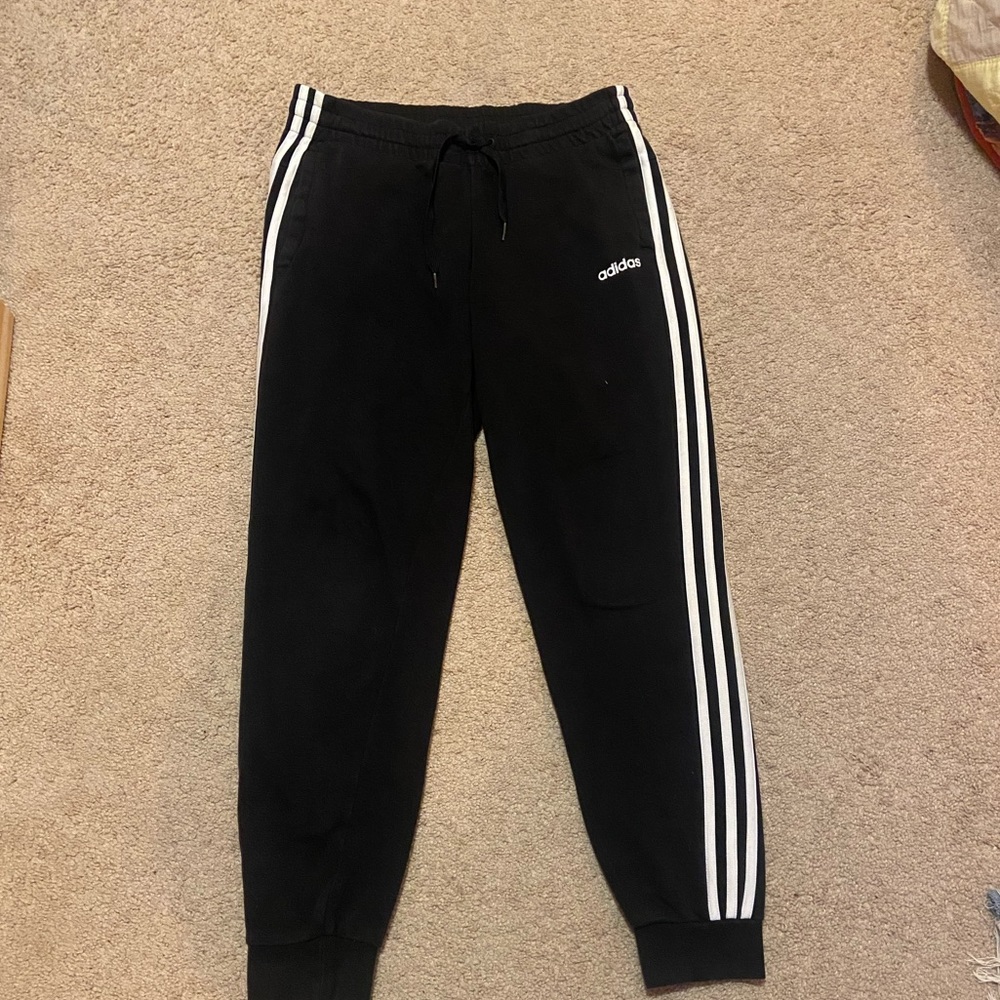 Black and white Adidas joggers size women’s mediums